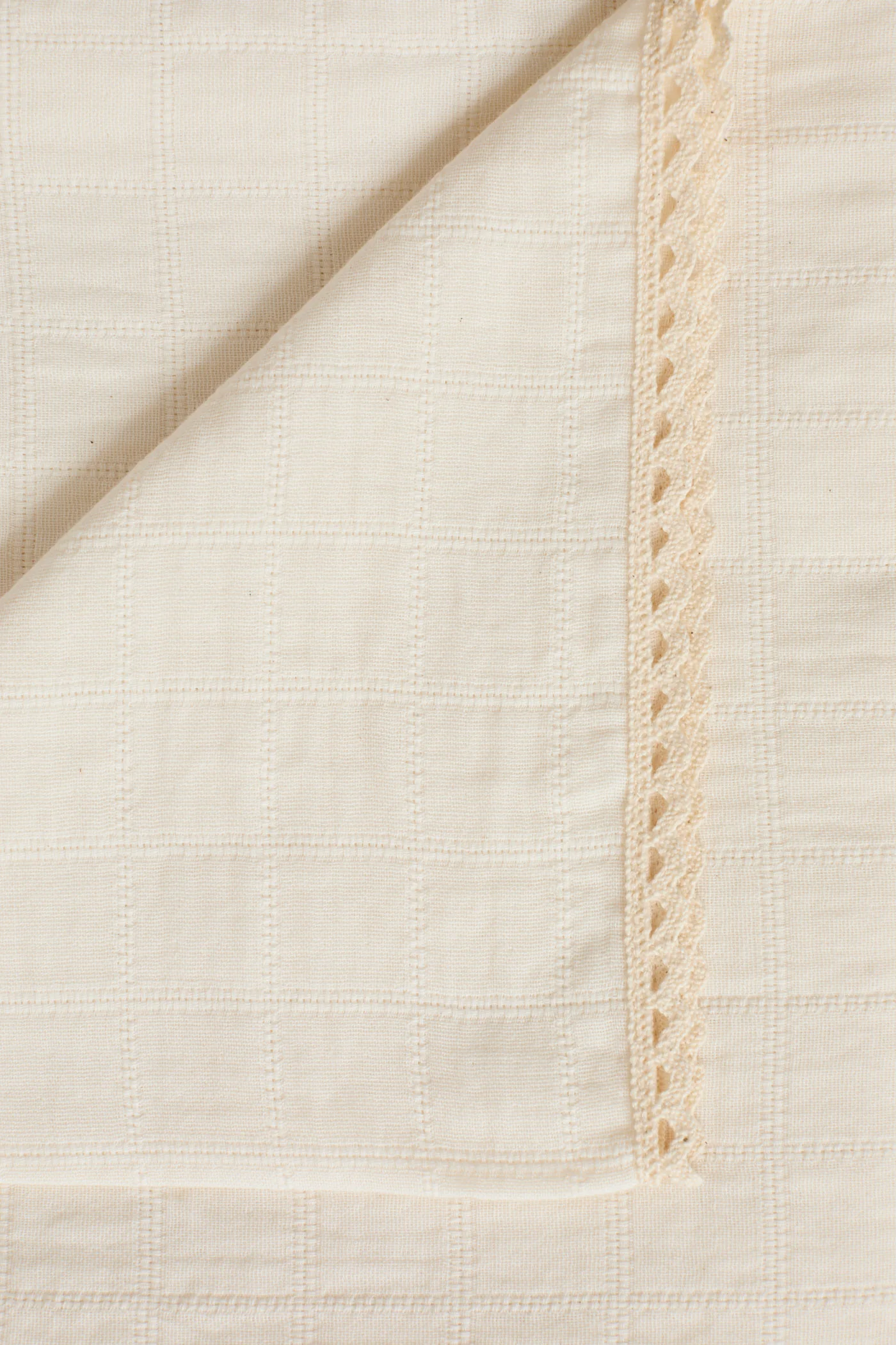 Dreams Swaddle in Cream Cotton Square Jacquard - Image 3