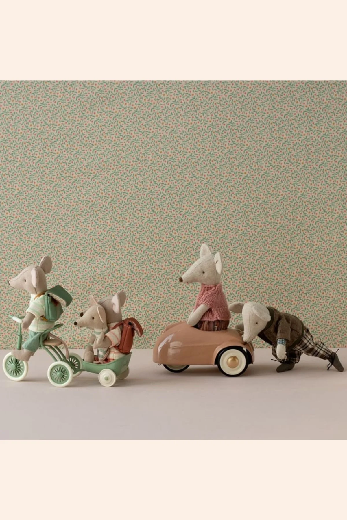 Maileg -Abri à Tricycle - Mouse - Green - Image 3