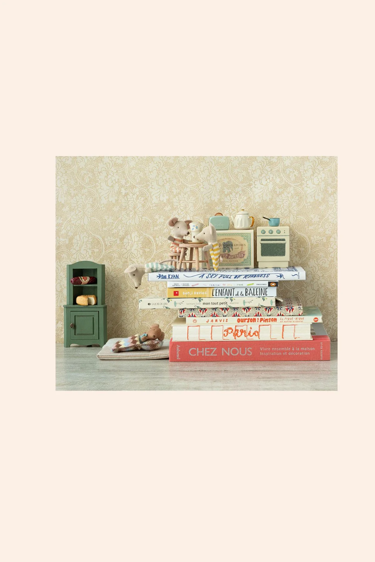 Maileg - Corner Cabinet, Mouse - Dark Green - Image 3