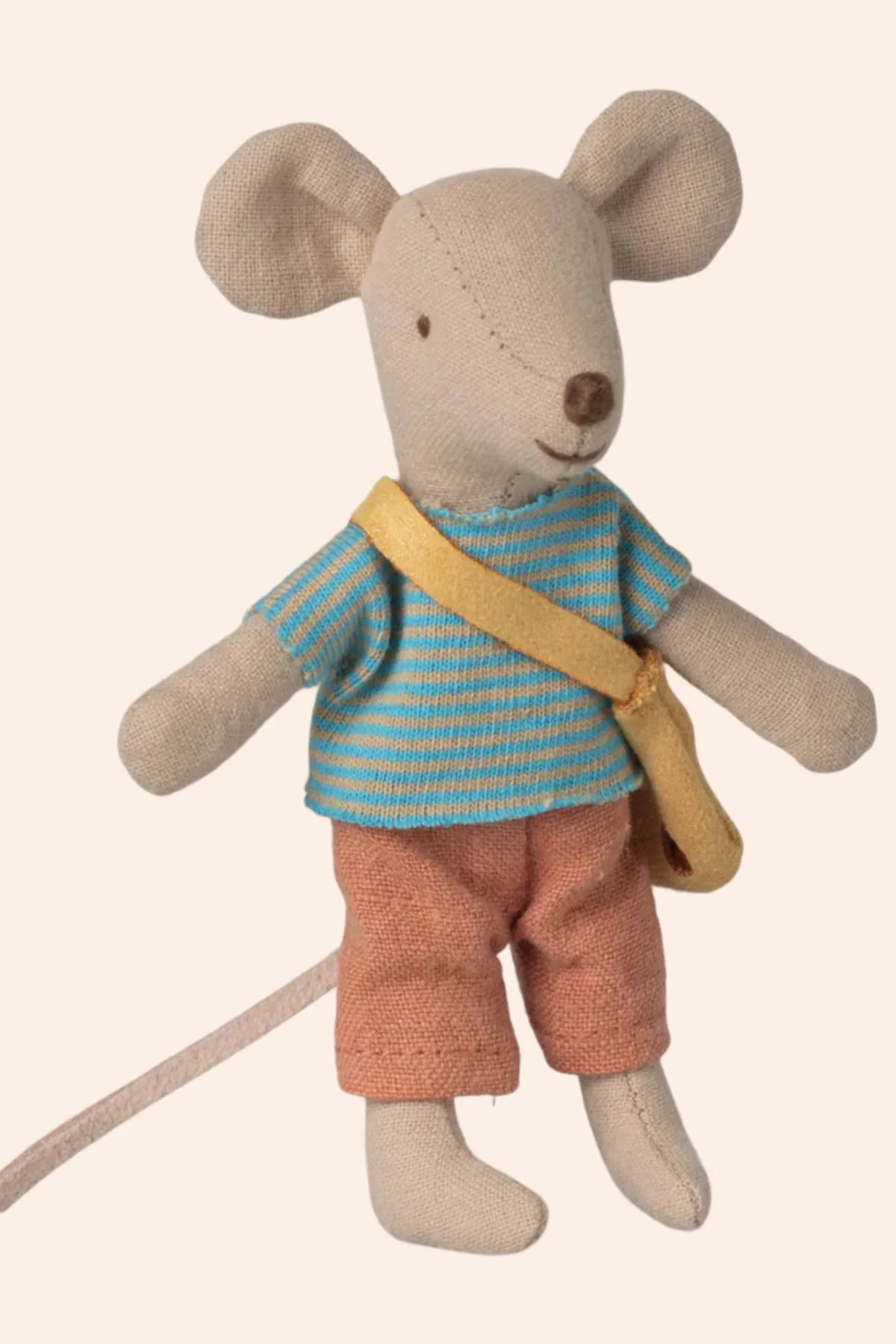 Maileg  Little brother mouse with bag - PRE-ORDER, Estimated shipping: June