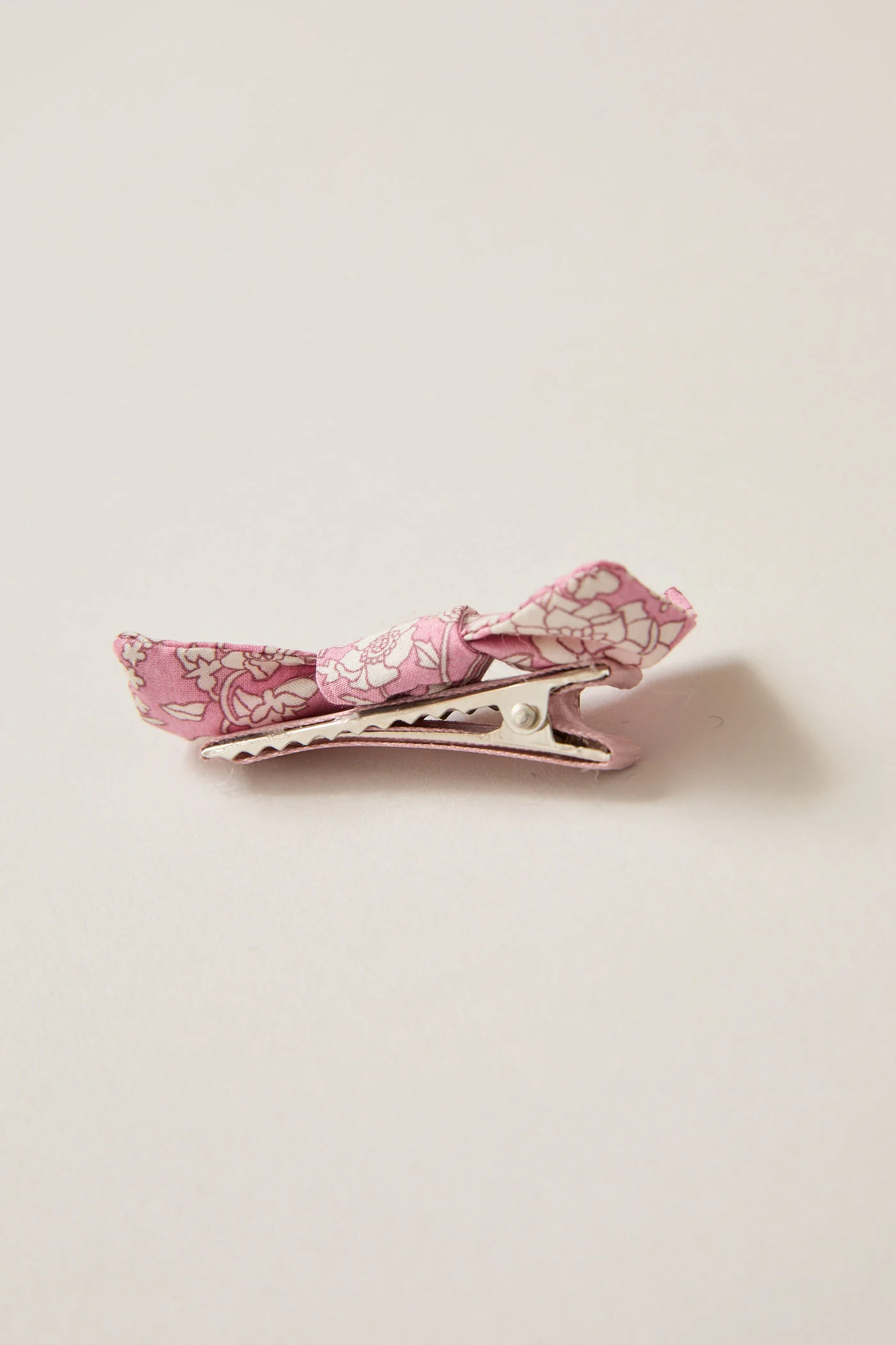 Multi - Coloured Hair clips - Image 22