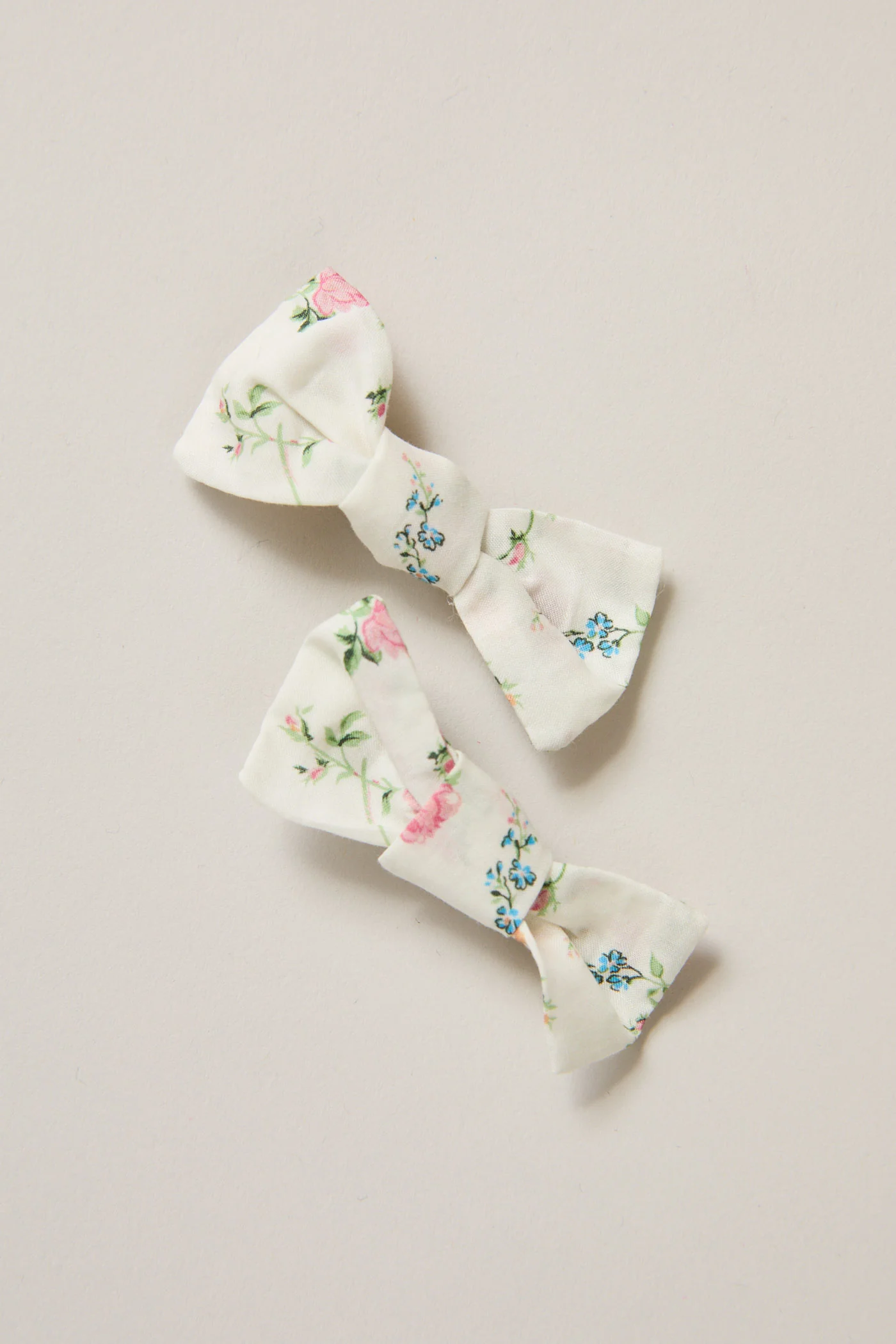 Multi - Coloured Hair clips - Image 8