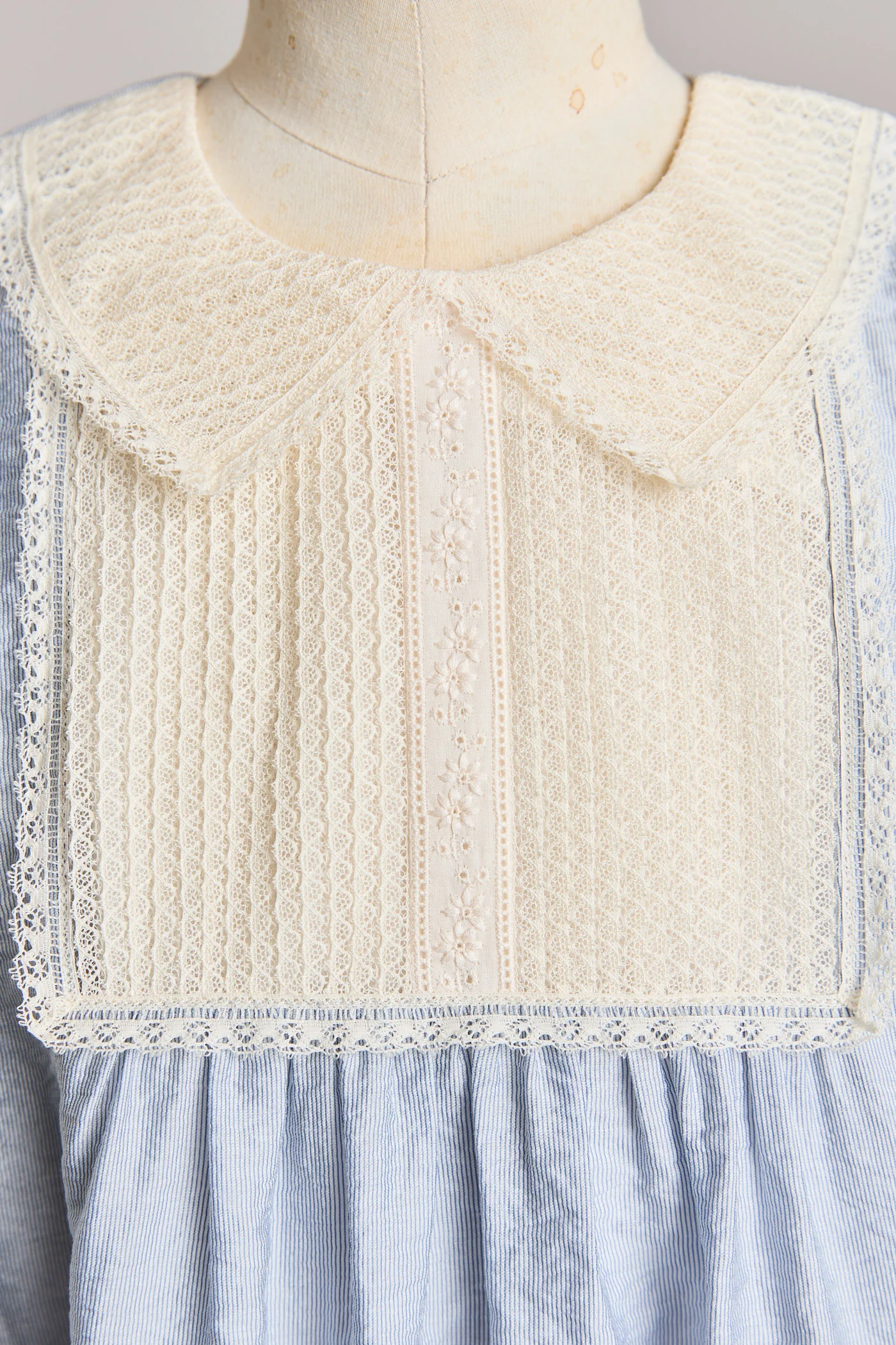 Seaside Pleated Dress - Image 13