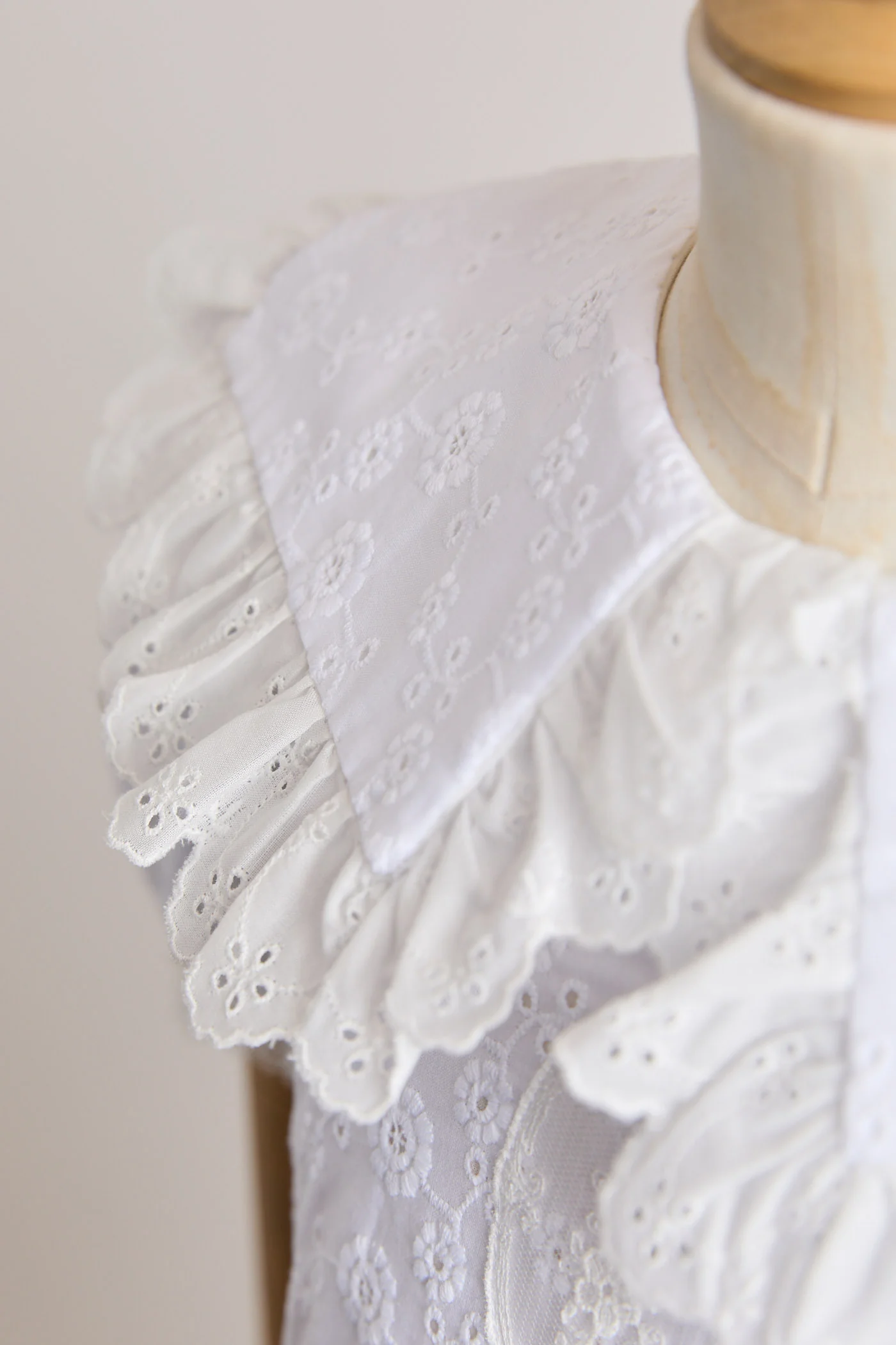 Queen Dress in White Broderie Anglaise - Image 22