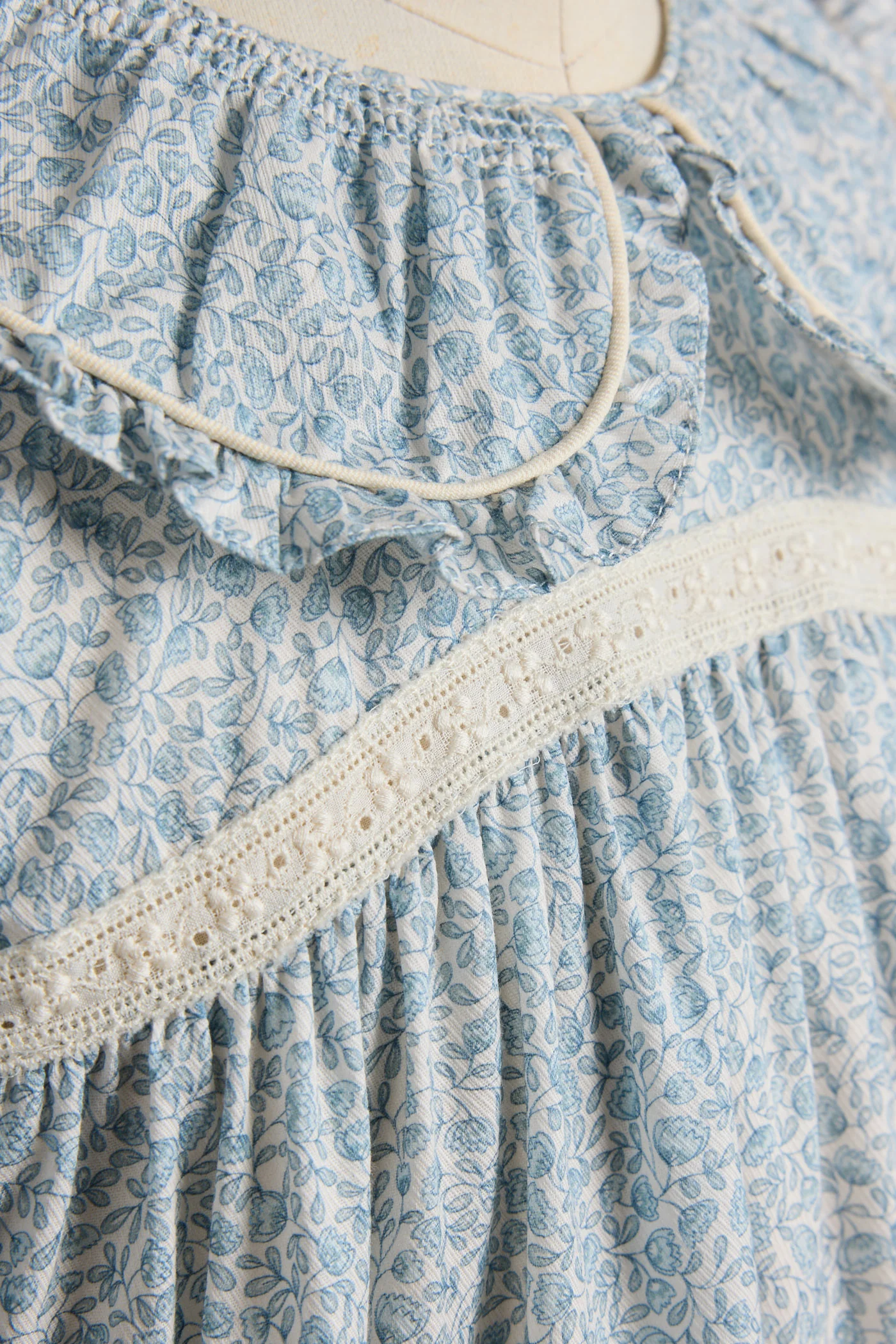 Raspberry Dress in Blue Flower - Image 9
